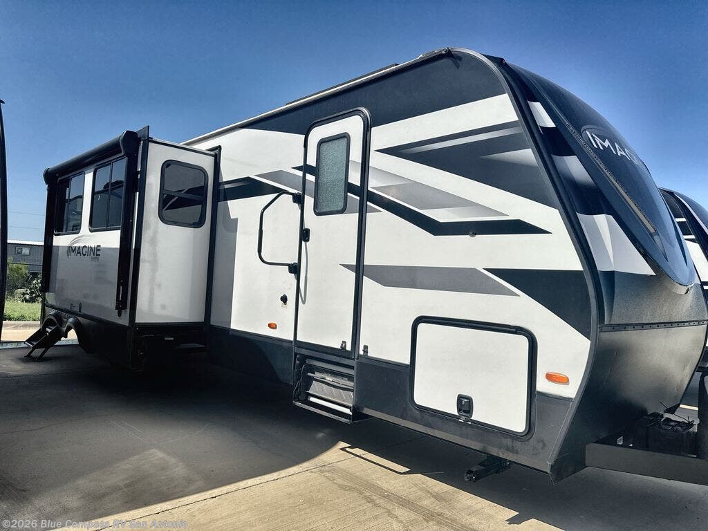 Used 2023 Grand Design Imagine 3210BH available in San Antonio, Texas