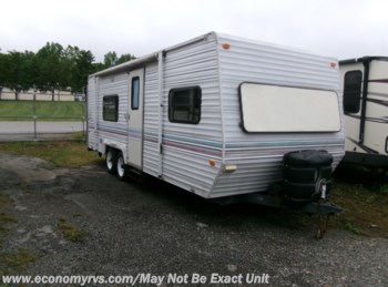 Used 1995 Skyline Nomad 2210 available in Mechanicsville, Maryland