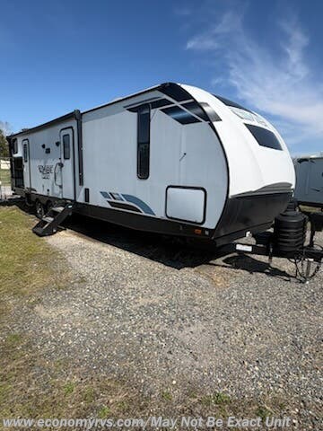 Used 2021 Forest River Vibe 32BH available in Mechanicsville, Maryland
