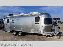 New 2024 Airstream Globetrotter 25FB Twin available in Baton Rouge, Louisiana