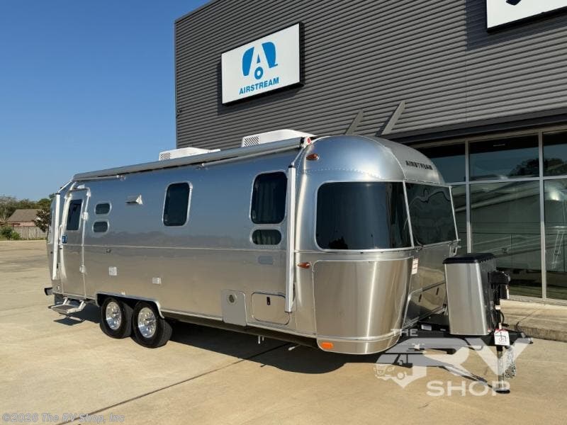 New 2026 Airstream Globetrotter 25FB available in Baton Rouge, Louisiana