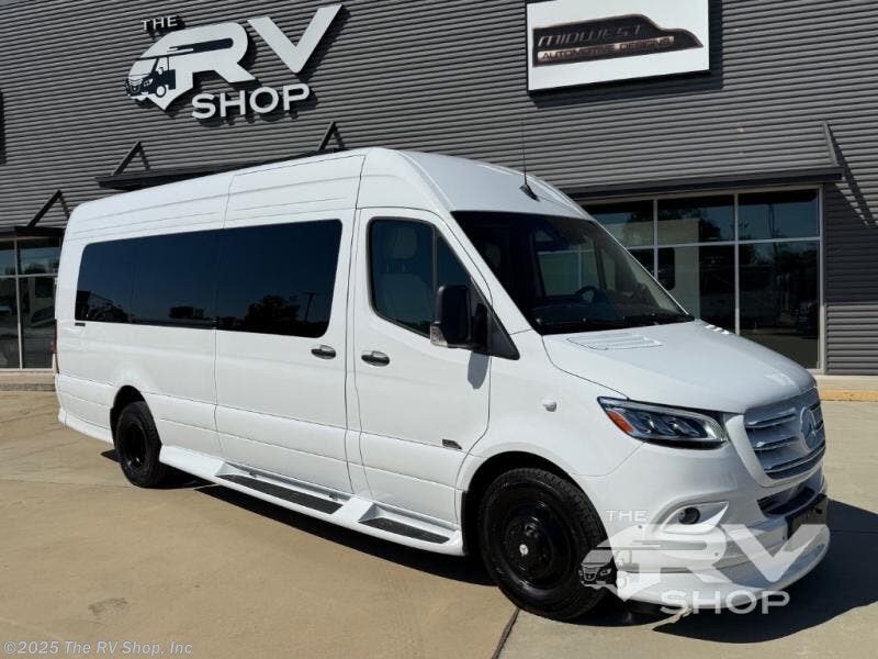 New 2026 Midwest  G-55 and G-45 11 Passenger EXT available in Baton Rouge, Louisiana