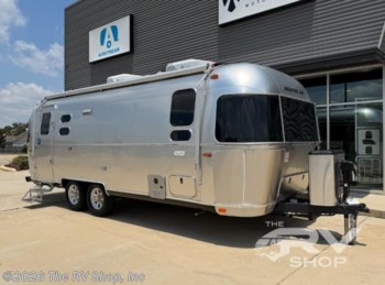 Used 2025 Airstream Flying Cloud 25FB Twin available in Baton Rouge, Louisiana