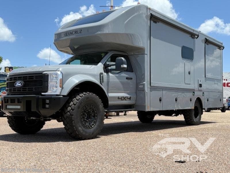 New 2025 Renegade RV Veracruz 32VDS available in Baton Rouge, Louisiana
