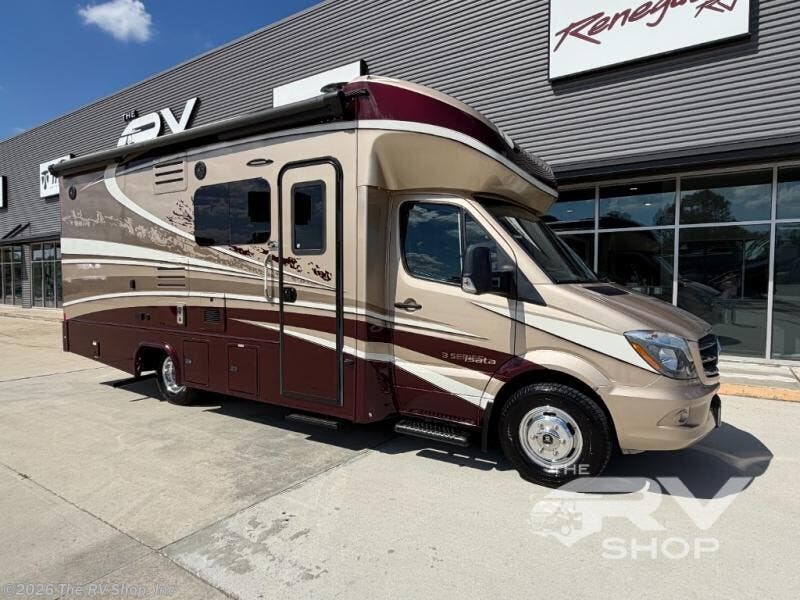 Used 2019  Dynamax Corp  isata 3 24FW by Dynamax Corp from The RV Shop, Inc in Baton Rouge, LA