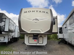 Used 2017 Keystone Montana 3791RD available in Boerne, Texas
