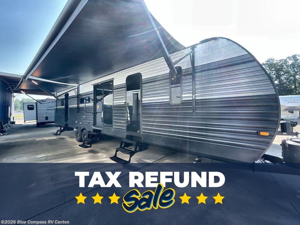 New 2026 CrossRoads Zinger 390DB available in Wills Point, Texas