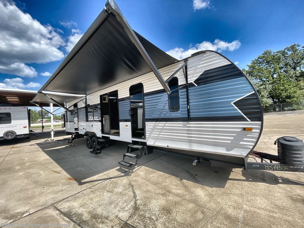 New 2025 CrossRoads Zinger 390DB available in Wills Point, Texas