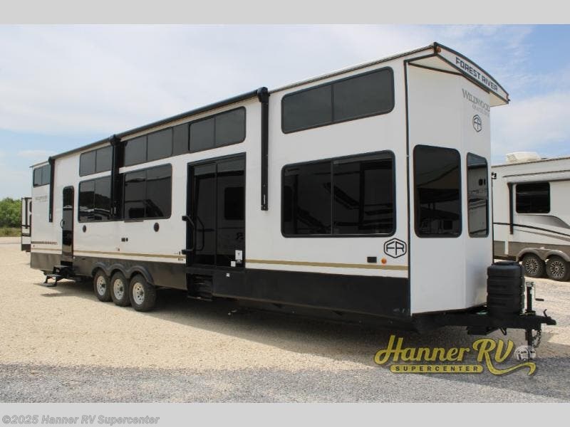 New 2025 Forest River Wildwood Grand Lodge 44VIEW available in Baird, Texas