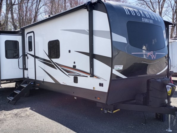 2022 Forest River Rockwood Signature 8337RL available in Whately, MA