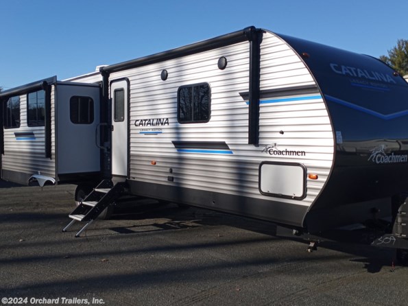 2023 Coachmen Catalina Legacy Edition 313RLTSLE available in Whately, MA