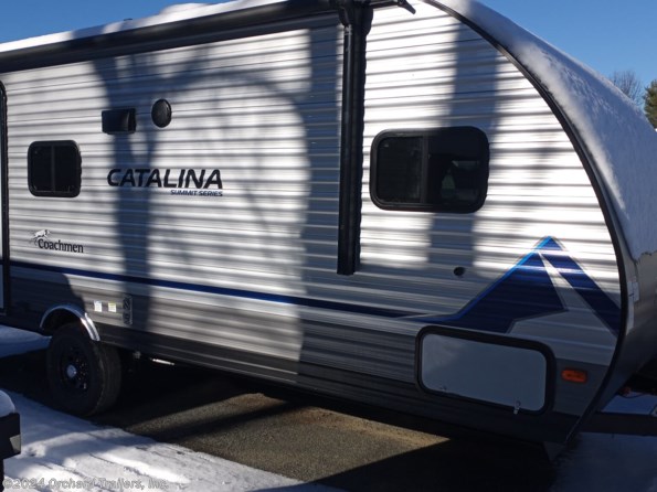 2023 Coachmen Catalina Summit Series 7 184FQS available in Whately, MA