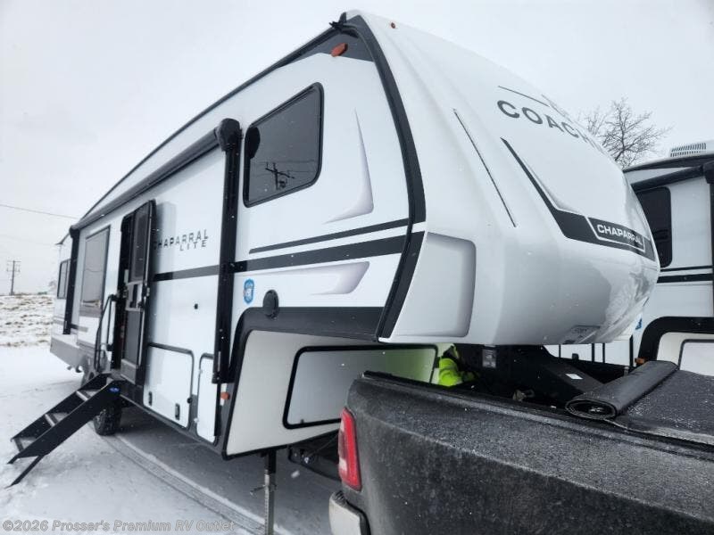 New 2026 Coachmen Chaparral Lite 27BAR available in Sturtevant, Wisconsin