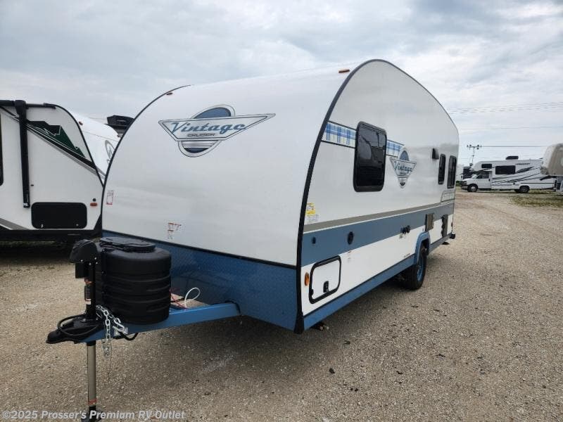 New 2026 Gulf Stream Vintage Cruiser 19ERD available in Sturtevant, Wisconsin