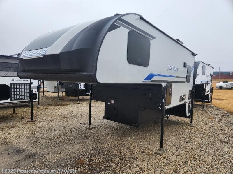 New 2024 Palomino Real-Lite HS-2114 available in Sturtevant, Wisconsin