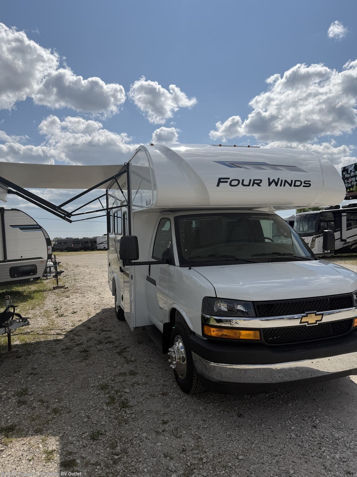 New 2027 Thor Motor Coach Four Winds 19Z available in Sturtevant, Wisconsin