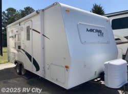  Used 2009 Forest River Flagstaff Micro Lite 21FB available in Benton, Arkansas