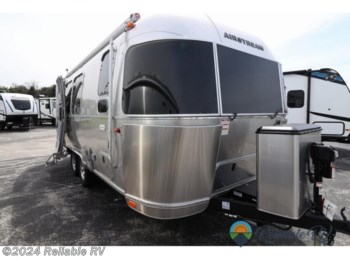 New 2024 Airstream Flying Cloud 23FB Twin available in Springfield, Missouri
