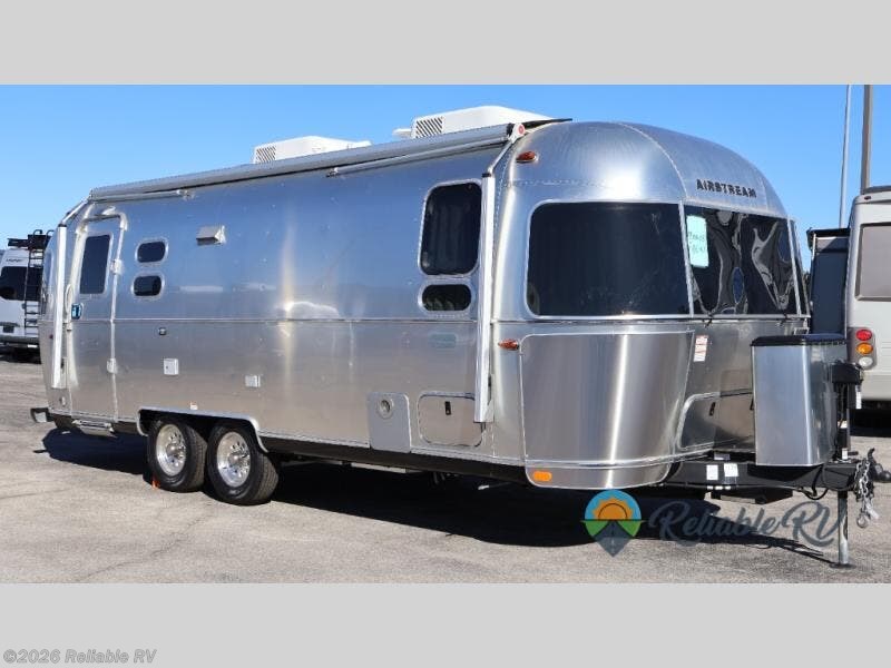 New 2025 Airstream Globetrotter 25FB Twin available in Springfield, Missouri