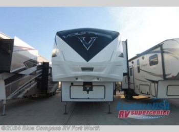 Used 2019 Dutchmen Voltage 3705 available in Ft. Worth, Texas