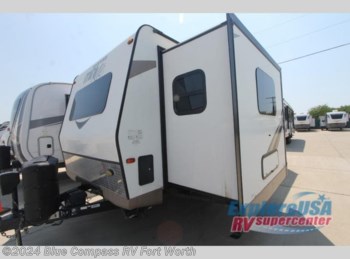 Used 2018 Forest River Rockwood Mini Lite 2506S available in Ft. Worth, Texas