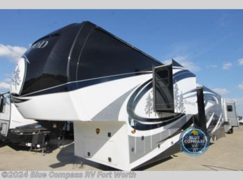 Used 2019 Keystone  REDWOOD 3901WB available in Ft. Worth, Texas