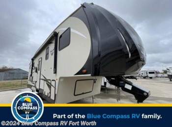 Used 2017 Forest River Sabre Lite 28BH available in Ft. Worth, Texas
