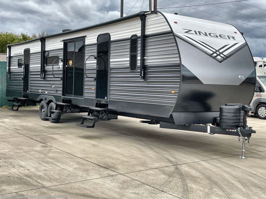 New 2026 CrossRoads Zinger 390DB available in Fort Worth, Texas