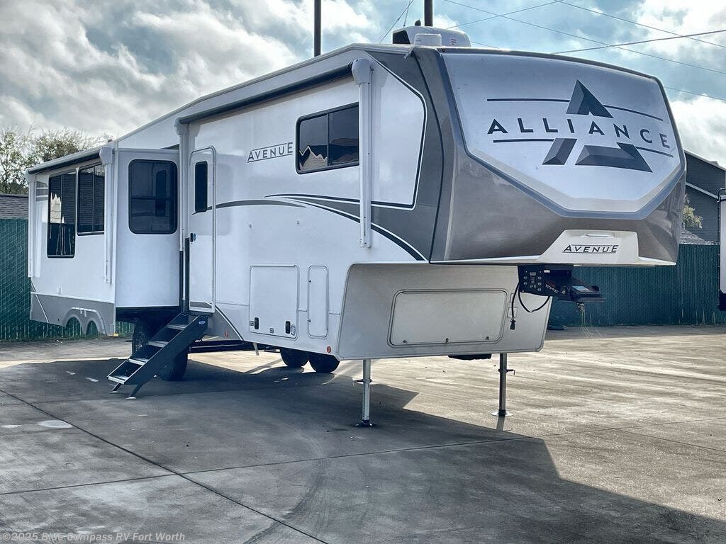 New 2026 Alliance RV Avenue 35RKS available in Fort Worth, Texas