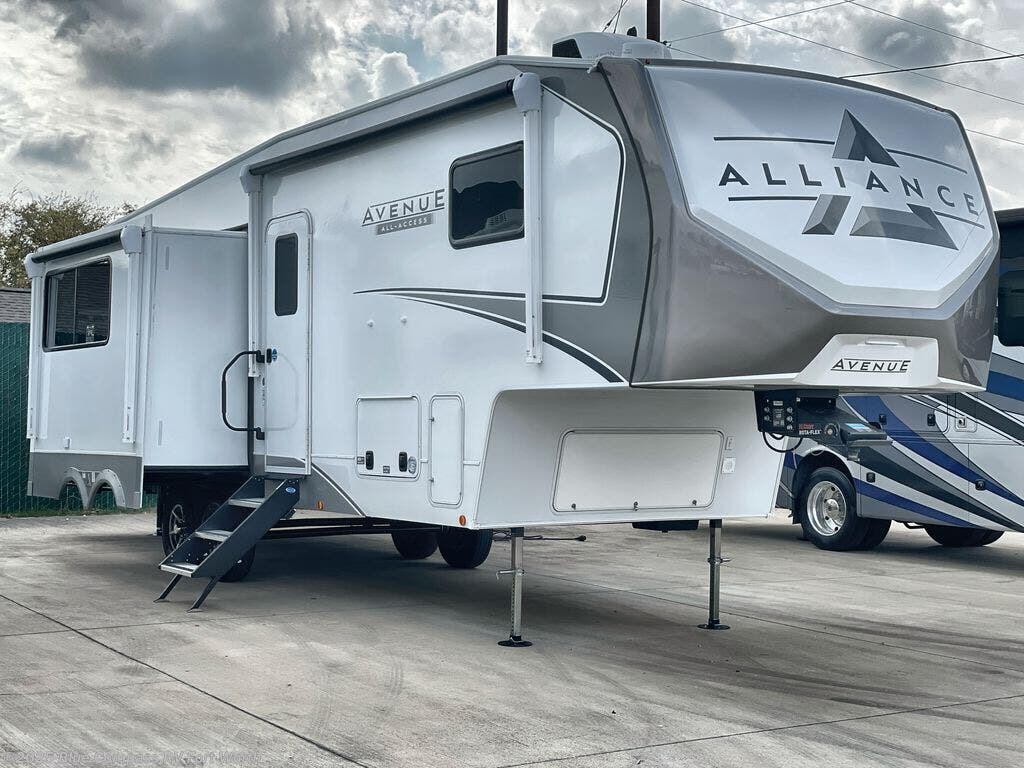 New 2026 Alliance RV Avenue All-Access 30BH available in Fort Worth, Texas