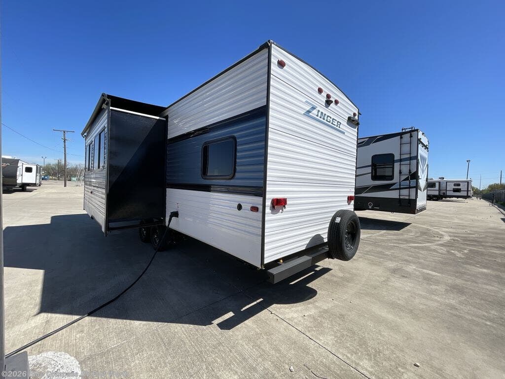 Used 2025 CrossRoads Zinger 290QB available in Fort Worth, Texas