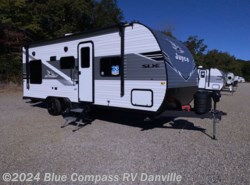 New 2025 Jayco Jay Flight SLX 210QB available in Ringgold, Virginia