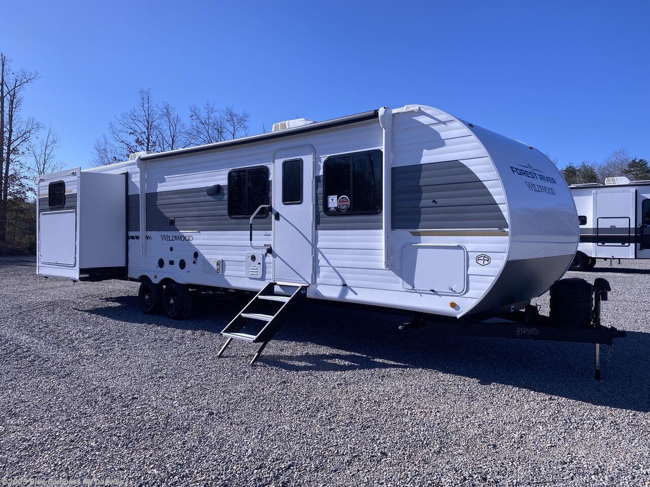 New 2025 Forest River Wildwood 31KQBTS available in Ringgold, Virginia