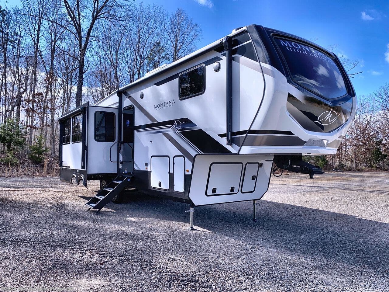 New 2025 Keystone Montana High Country 295RL available in Ringgold, Virginia