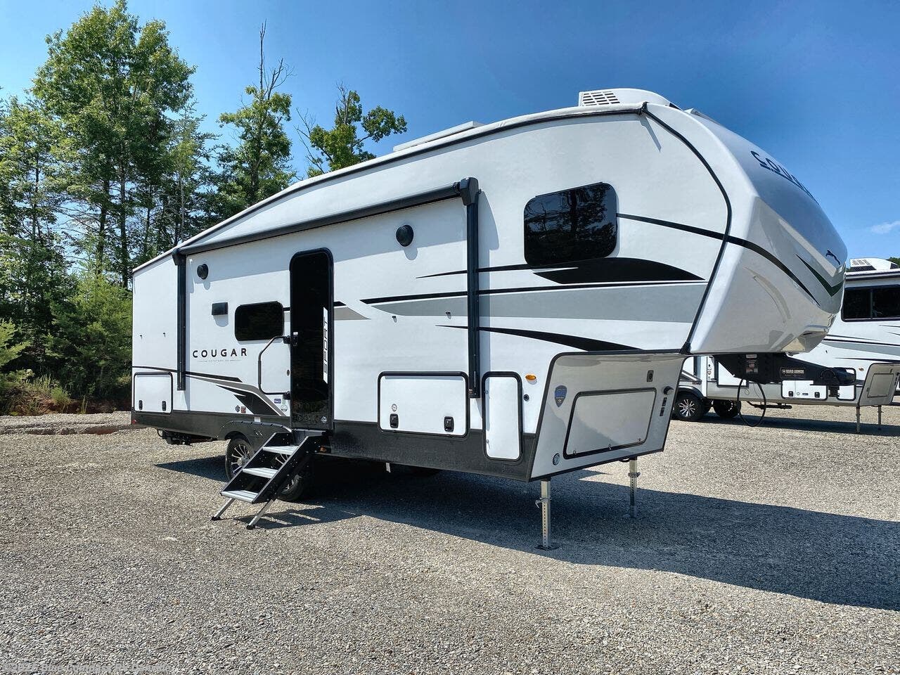 New 2025 Keystone Cougar Sport 2400RE available in Ringgold, Virginia
