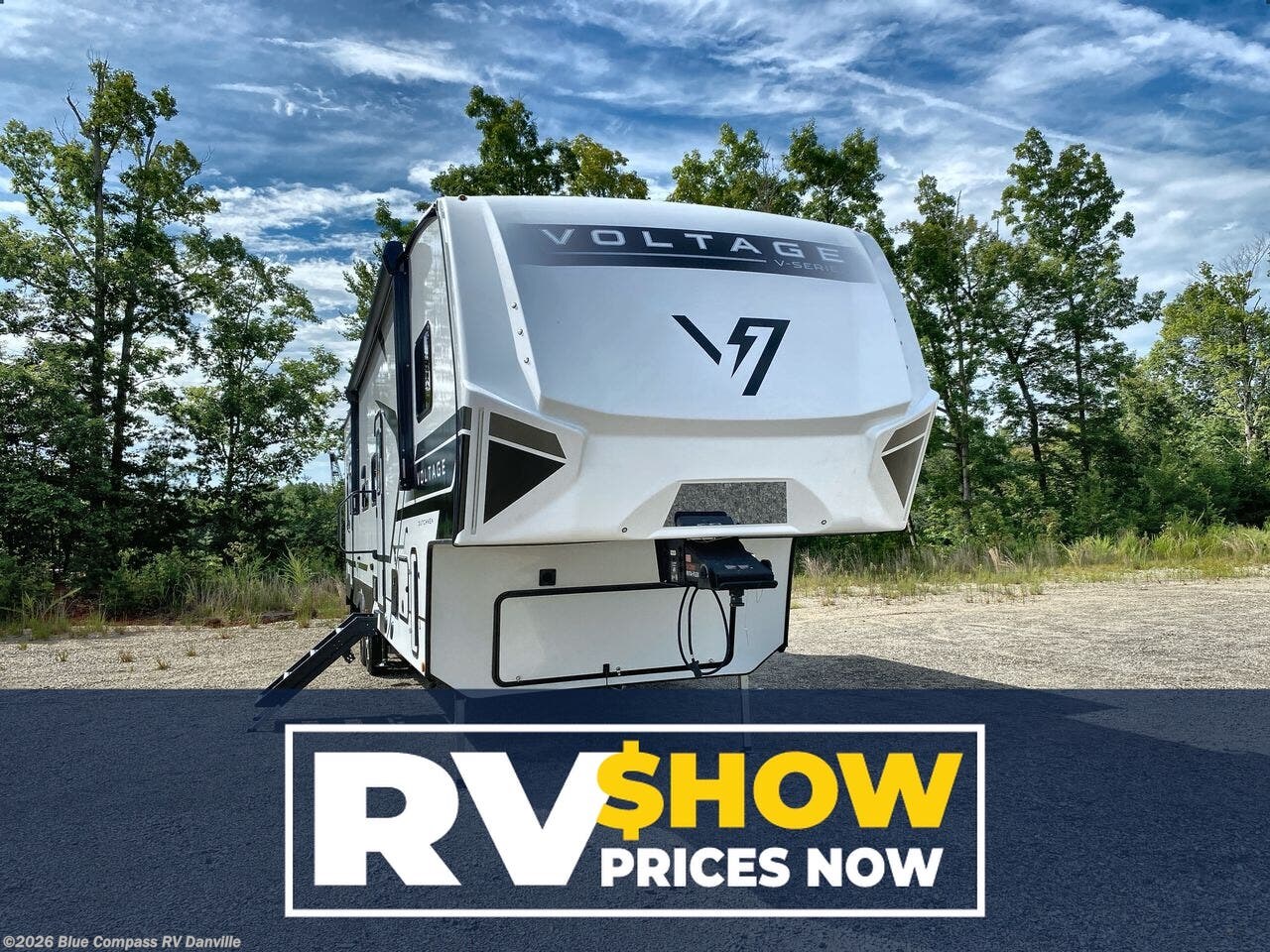 New 2026 Dutchmen Voltage V-Series 3800 available in Ringgold, Virginia