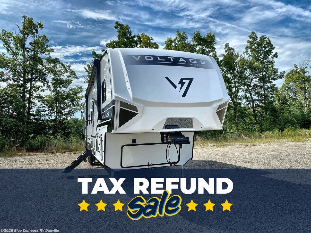 New 2026 Dutchmen Voltage V-Series 3800 available in Ringgold, Virginia