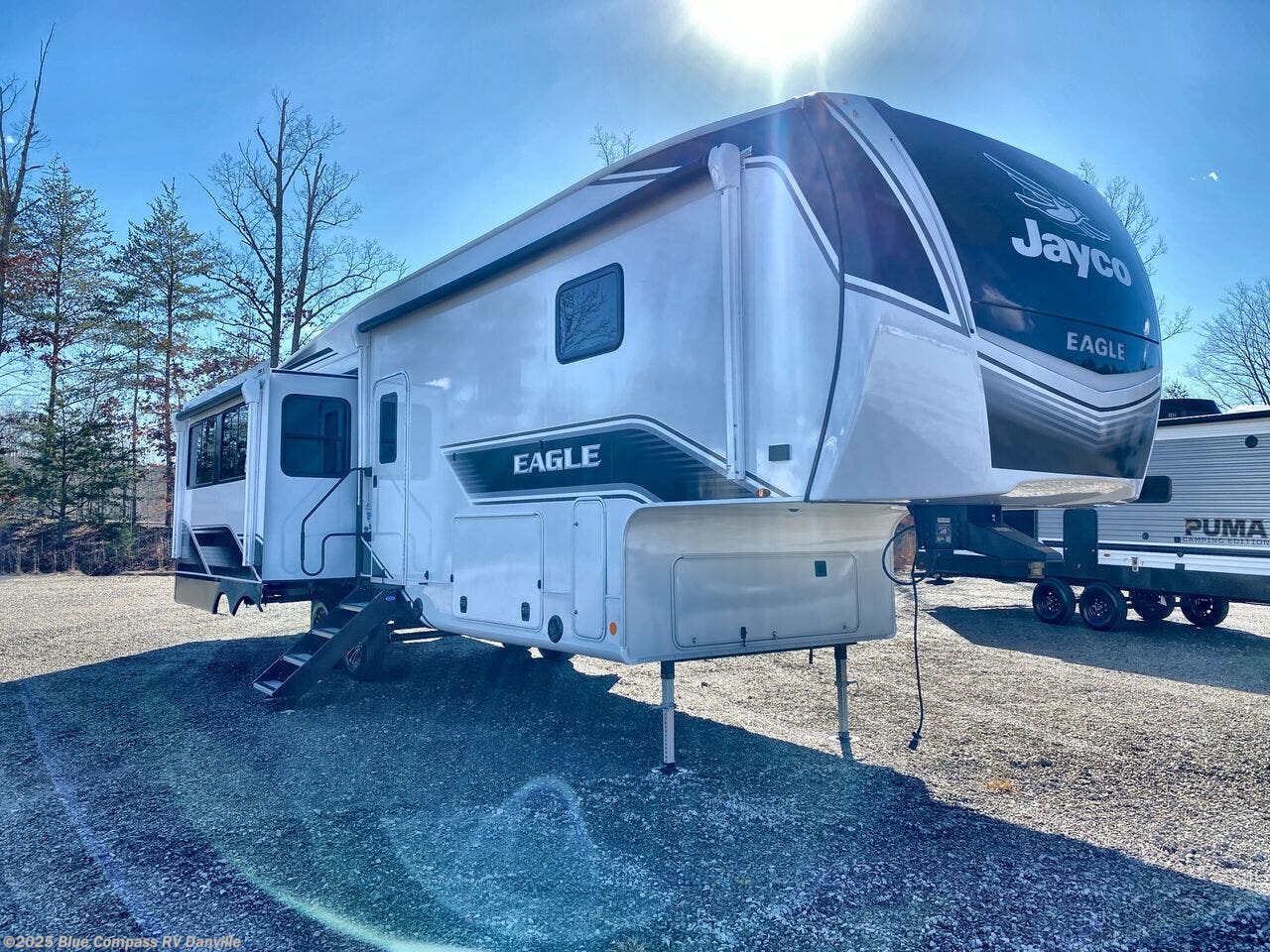 New 2026 Jayco Eagle 321RSTS available in Ringgold, Virginia