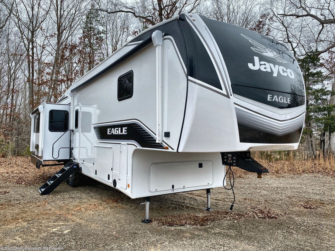 New 2026 Jayco Eagle 335LSTS available in Ringgold, Virginia