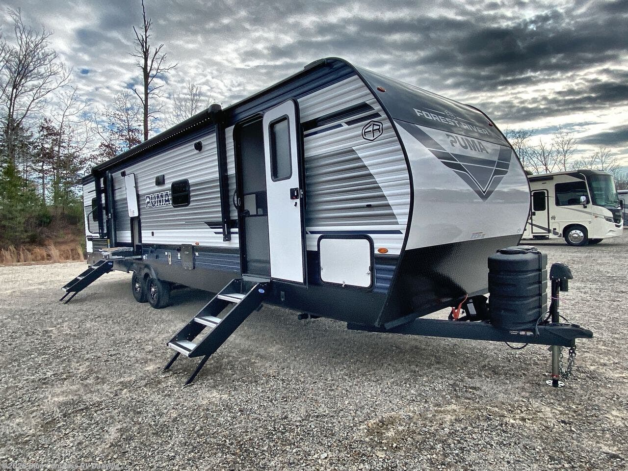 New 2025 Palomino Puma 337BH available in Ringgold, Virginia