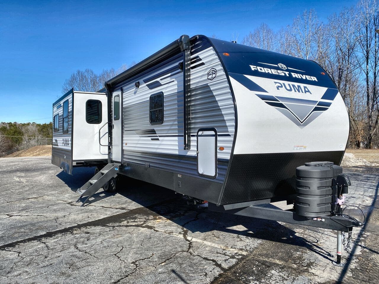 New 2025 Palomino Puma 31RLQS available in Ringgold, Virginia