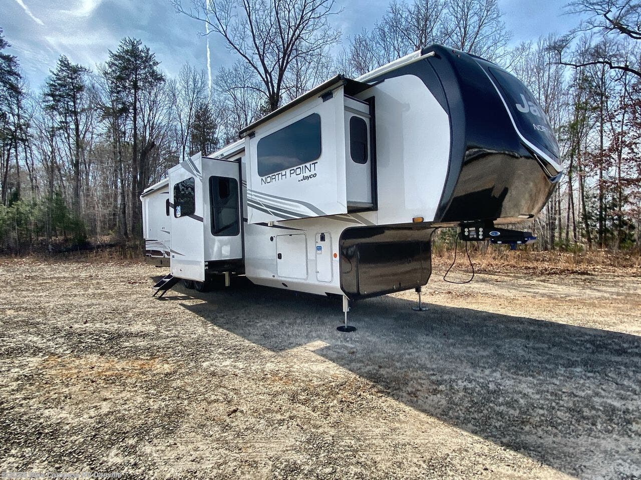 New 2026 Jayco North Point 382FLRB available in Ringgold, Virginia