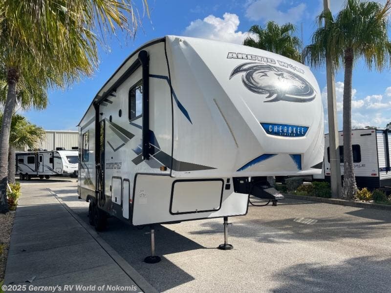 Used 2024 Forest River Cherokee Arctic Wolf 27SGS available in Nokomis, Florida