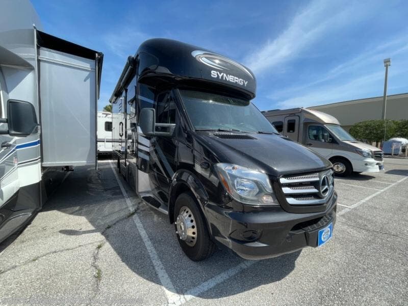 Used 2019 Thor Motor Coach Synergy Sprinter 24SK available in Nokomis, Florida