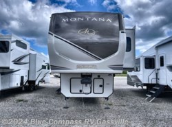 New 2024 Keystone Montana 3231CK available in Gassville, Arkansas