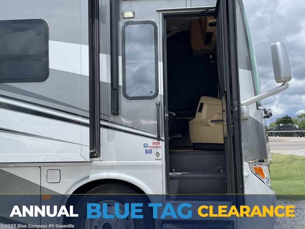 Used 2016 Newmar Ventana LE 4040 available in Gassville, Arkansas