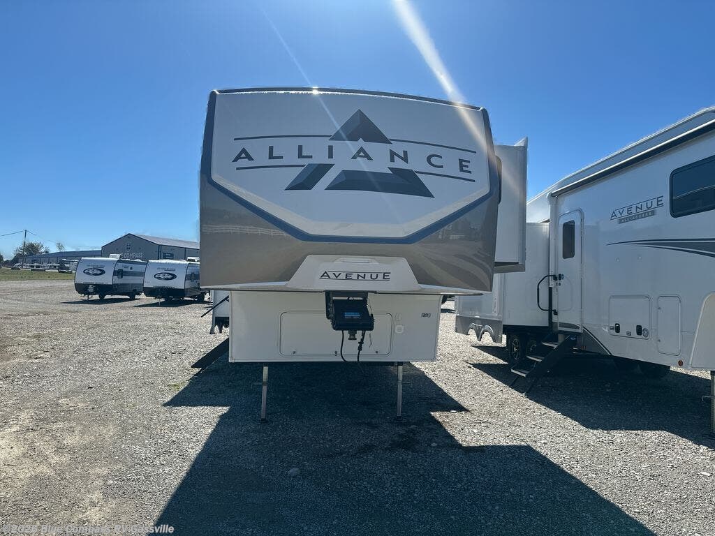New 2026 Alliance RV Avenue 32RLS available in Gassville, Arkansas