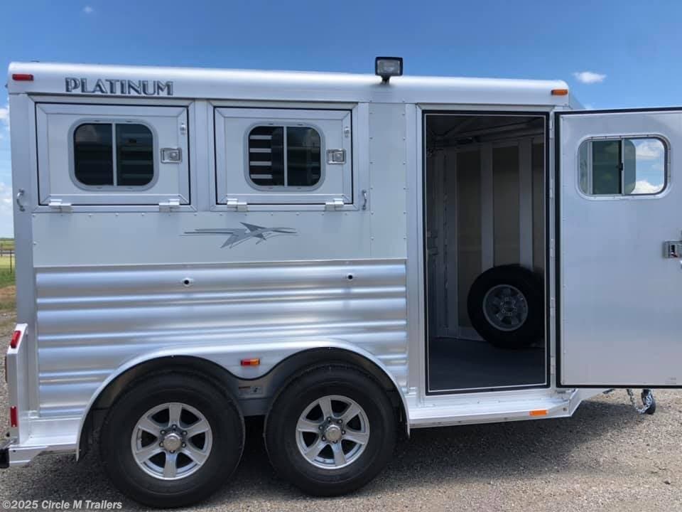 7x11 Horse Trailer for sale | New Platinum Coach 2 H BP with MANGERS 16 ...