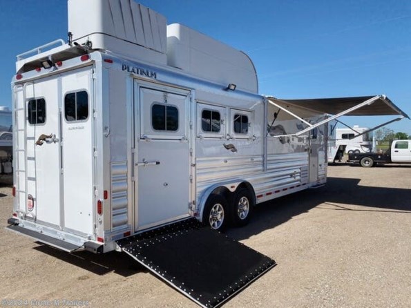 2025 Platinum Coach Outlaw 3 Horse 12'8" SW SIDE LOAD + OUTLAW available in Kaufman, TX