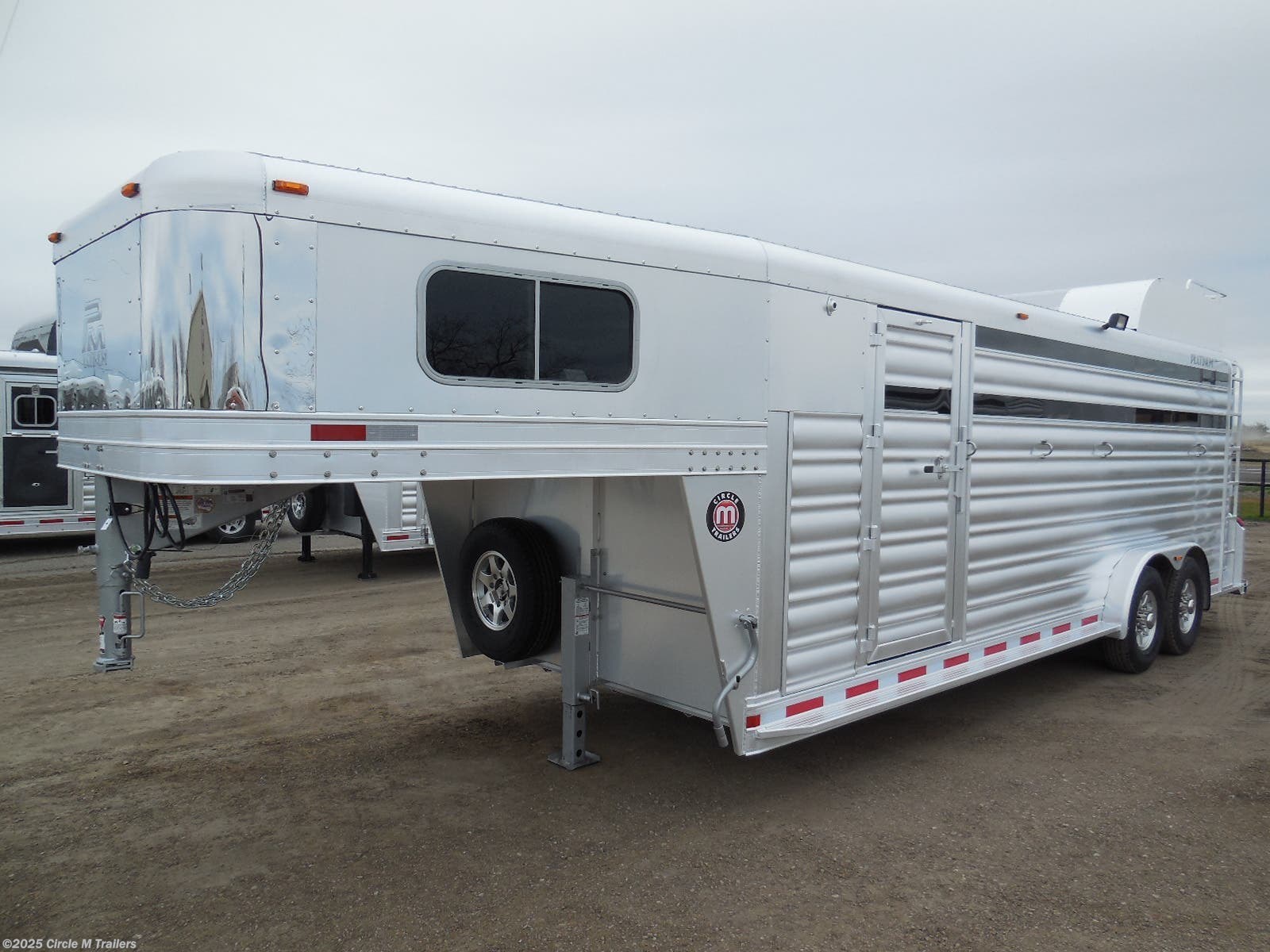 7x22 Cattle/Livestock Trailer for sale New Platinum Coach 22' Stock